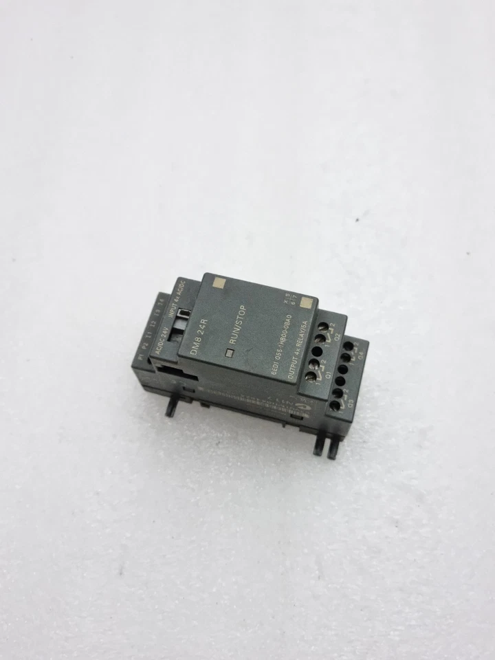6ED1055-1HB00-0BA0 | Siemens | Logo! DM8 24R, Expansion Module, 24Vdc, Used